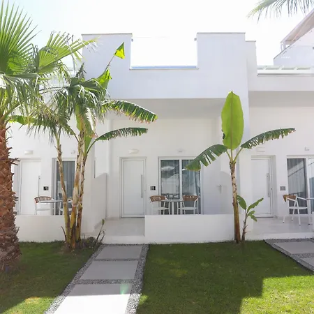 アパートホテル Lefko