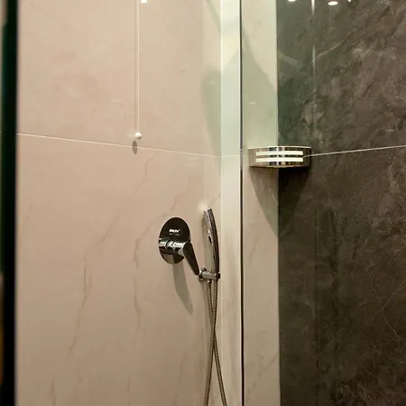 Aparthotel Lefko Hanioti