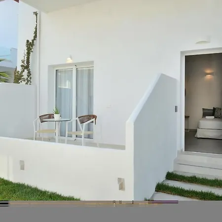 Lefko Ξενοδοχείο με διαμερίσματα 4*